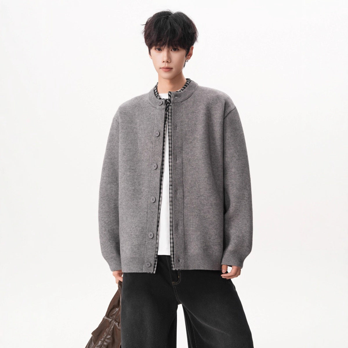 Faux Two-Piece Plaid Patchwork Knit Cardigan Coat for Men Fashionable Autumn/Winter Loose Vintage Casual Button-Up Sweater